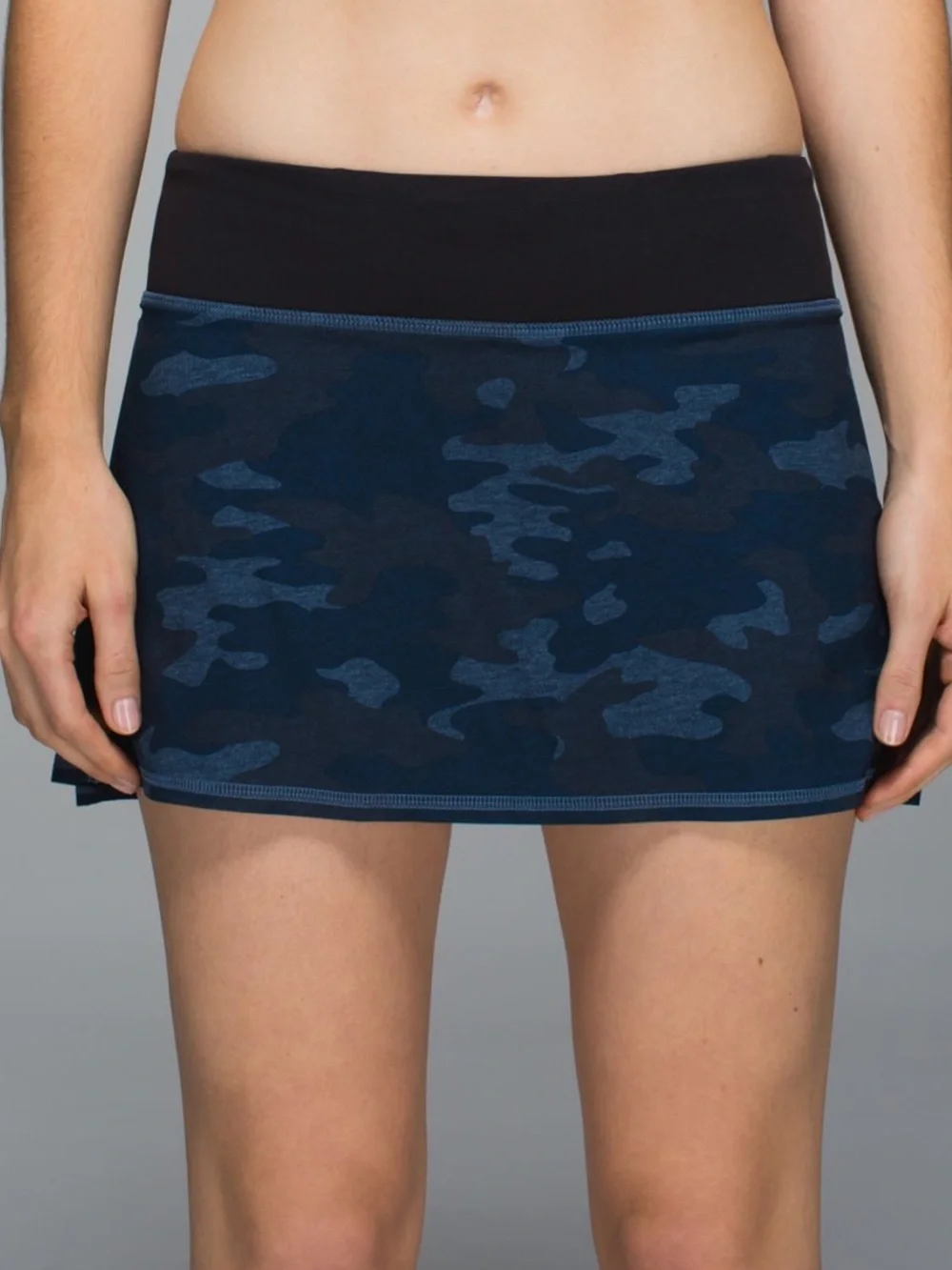lululemon athletica Pace Setter Navy Blue Camouflage Skater Skirt size 8